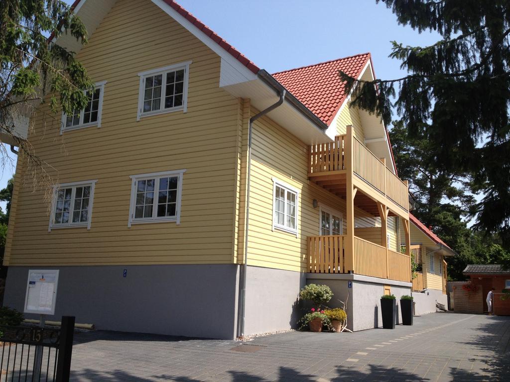 Haus Stoertebeker Appartements - Hotel Garni, Seebad Lubmin Exterior foto